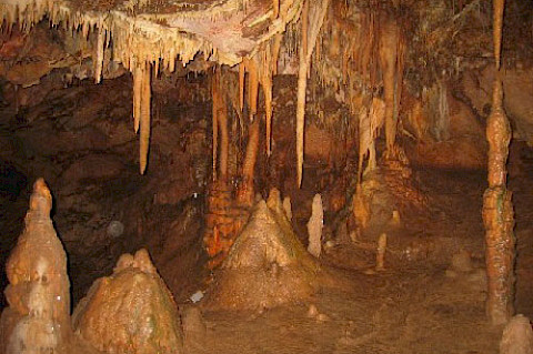 Marble Cave / Shpella e Gadimes
