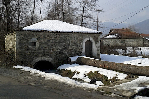 isniq water mill kosovo